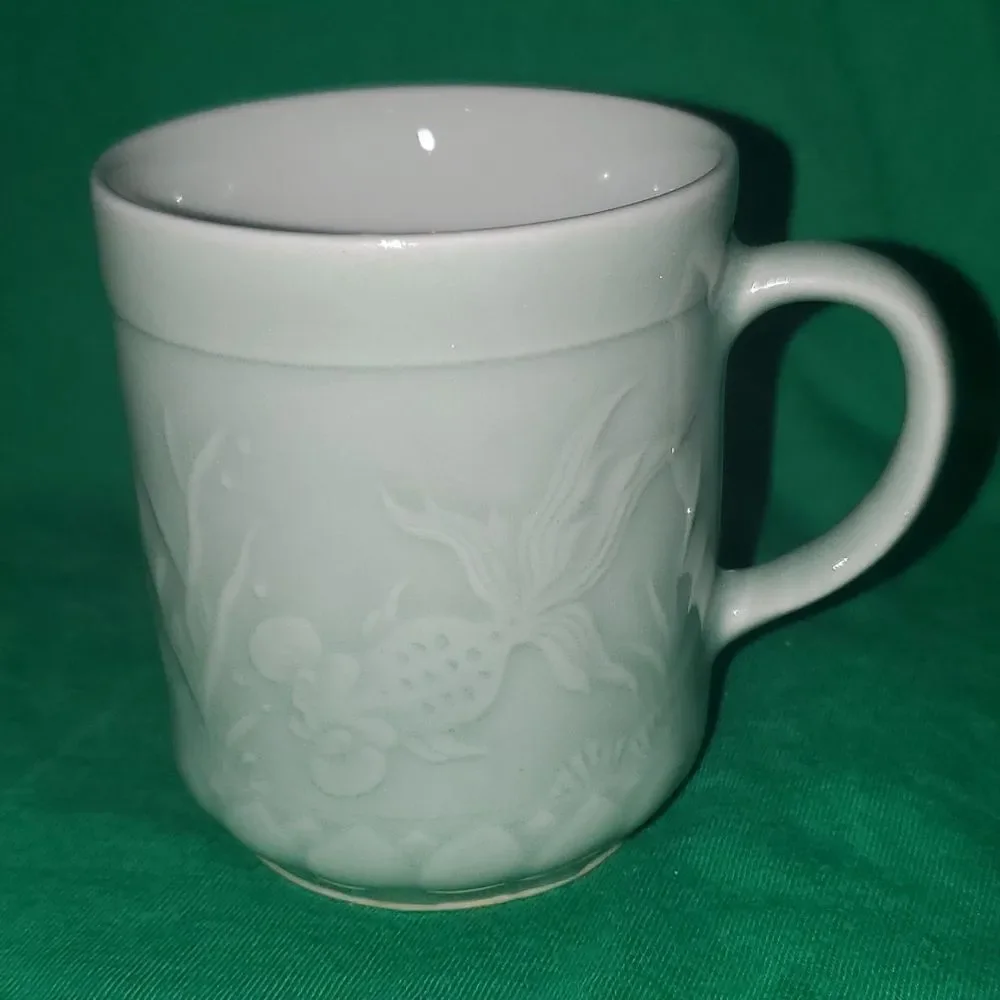 Vintage Longquan Celadon Koi Carp Fish Tea Coffee Cup 8 0z.